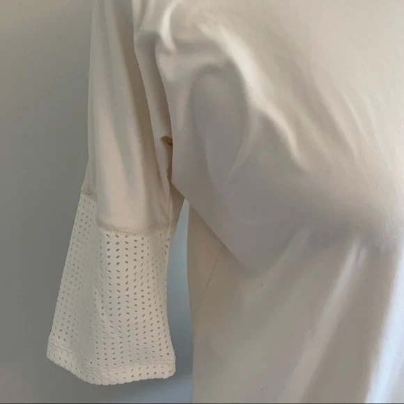 Calia Carrie Underwood Limited Edition Mesh 3/4 Length Sleeve Tee - Picture 2 of 11